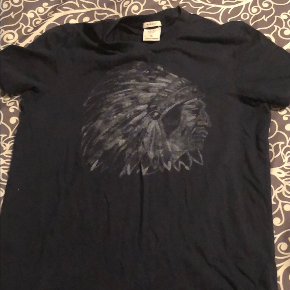 Abercrombie & Fitch Chief Tee